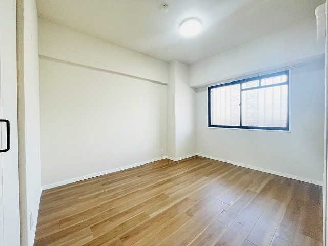 【洋室】 | 三愛シティライフ野間レイクビュー