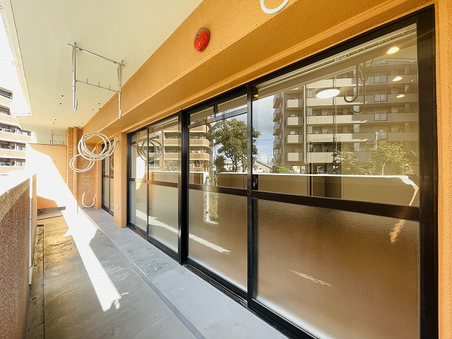 【バルコニー】 | 三愛シティライフ野間レイクビュー