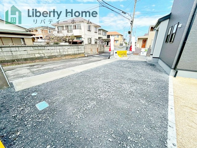 石岡市府中第1　新築戸建　1号棟の駐車場