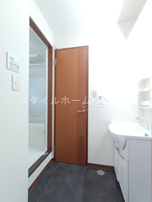 【その他】 | シンシア向山