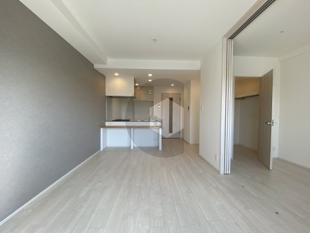 ソルテラスOSAKA EAST GATEの居間・リビング