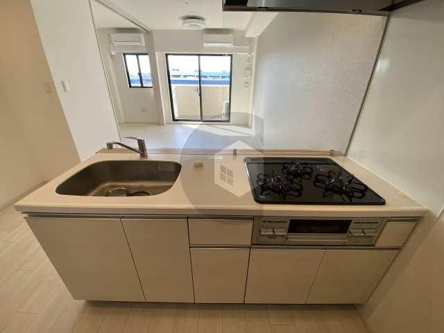 ソルテラスOSAKA EAST GATEのキッチン