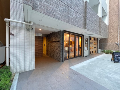 【エントランス】 | エスパシオ・コモド大阪新町