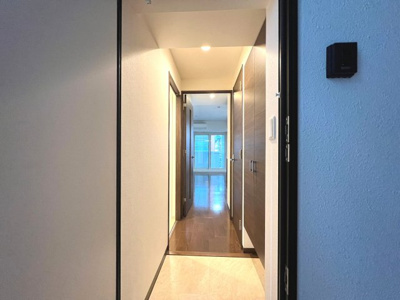 【玄関】 | エスパシオ・コモド大阪新町