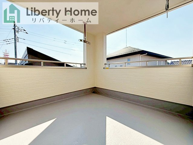 石岡市府中第1　新築戸建　2号棟のバルコニー