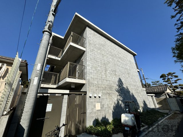 ピアスアパート