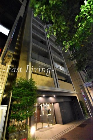 グランスイート四谷二丁目レジデンスのエントランス