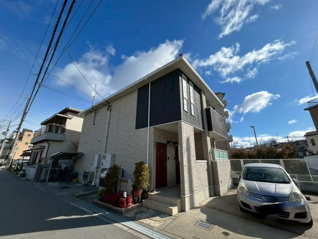 アルンドー・インディカの外観