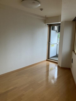 【居間・リビング】 | ロイヤルシティ赤羽岩淵 |  