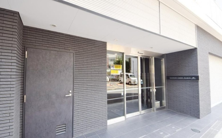 レジェンダリーガーデン赤羽ウェストビューのエントランス