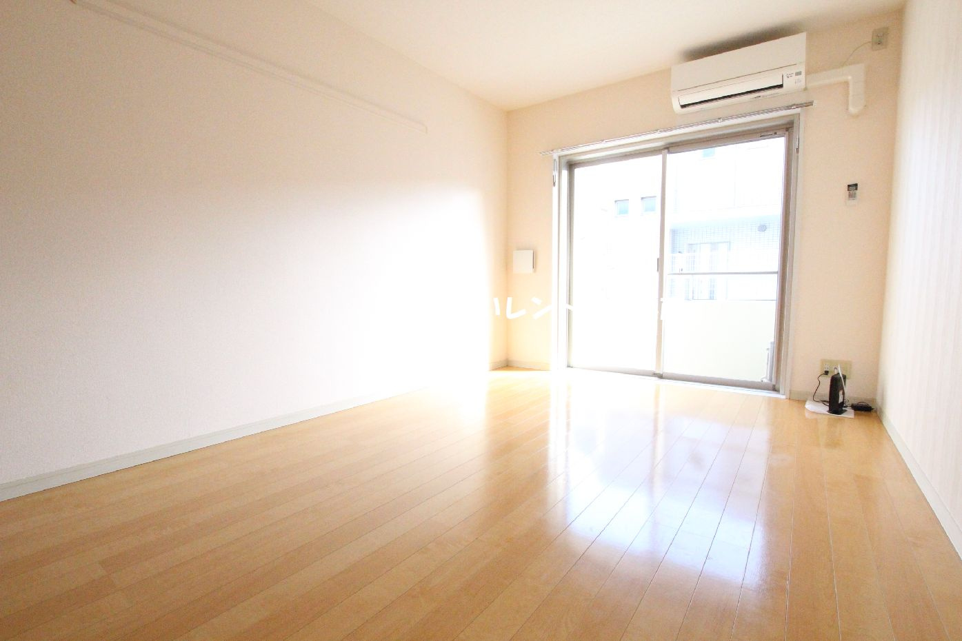 ルミナス町田の居間・リビング