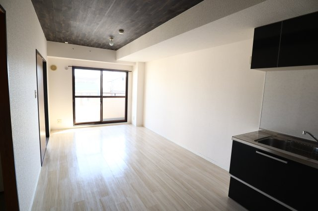 グレイスヴィラの居間・リビング