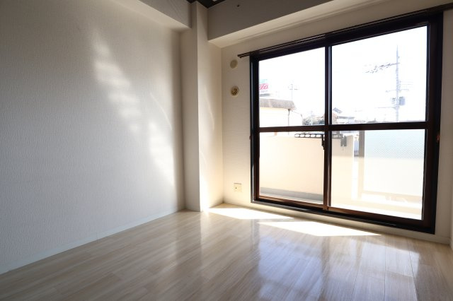 グレイスヴィラの居間・リビング