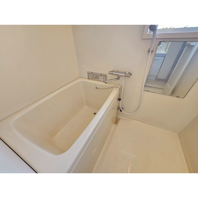 中島第2ビルの浴室