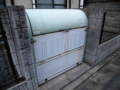 【その他共用部分】 | メインシティガーデン華 | 敷地内ごみ置き場。