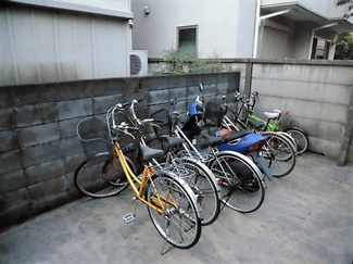【その他共用部分】 | 駐輪場。