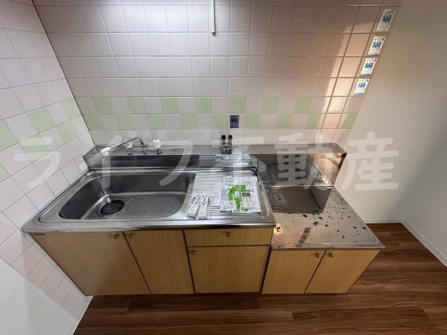 ドミール新深江のキッチン