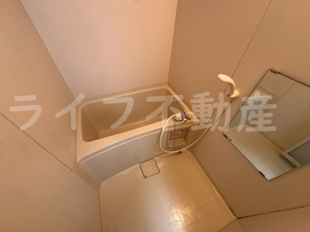 ドミール新深江の浴室