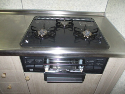 【キッチン】 | サニーハイツ | ３口ガスコンロ