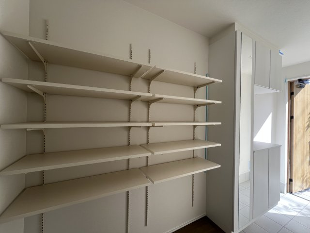 ～大人の余裕～行けば納得の環境【鎌倉市二階堂】新築戸建の収納|収納のためのスペースです