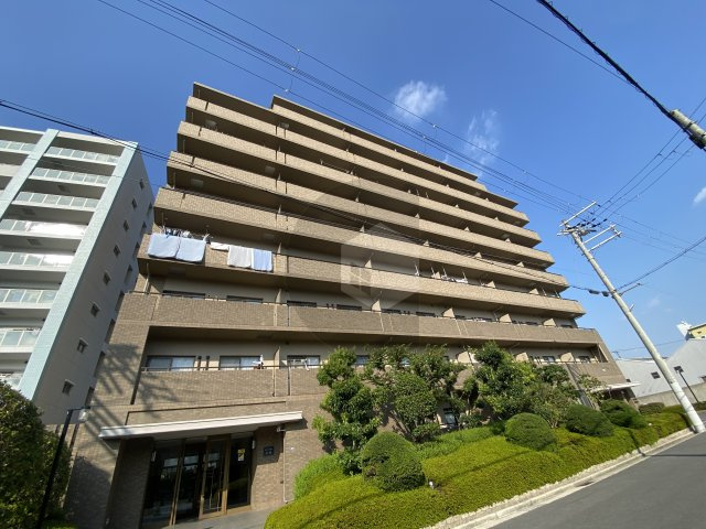 サン・コーポラス小阪の外観