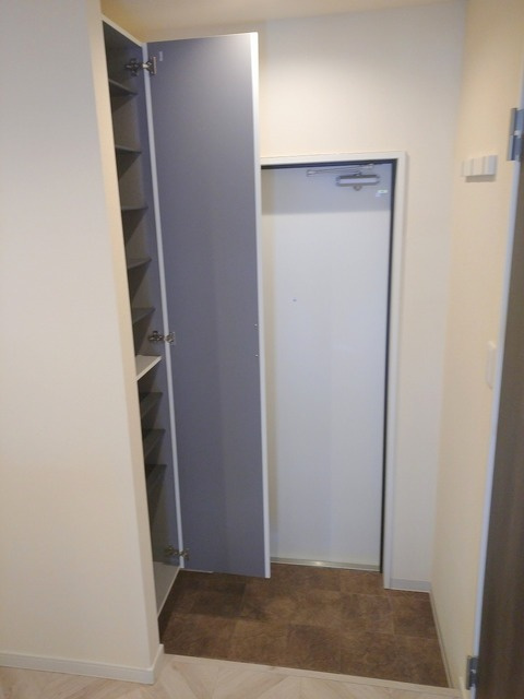 ボナ　ヴィータ鷹番の玄関|★シューズＢＯＸ★