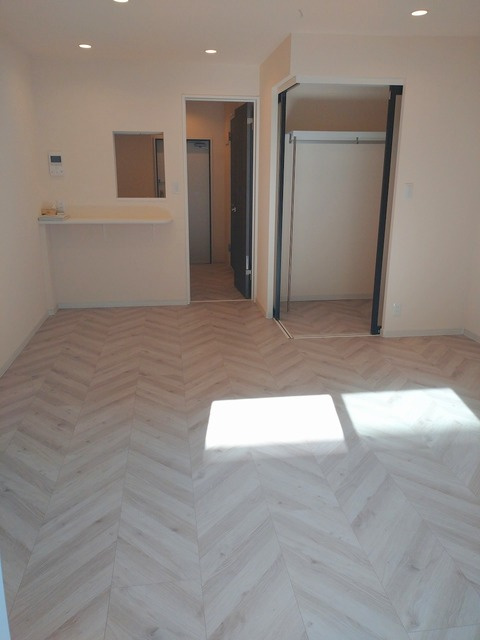 ボナ　ヴィータ鷹番の居間・リビング|★明るいフローリングのお部屋です★