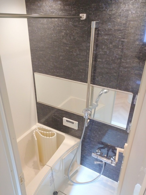 ボナ　ヴィータ鷹番の浴室|★追炊き　浴室乾燥機付きのバスルーム★