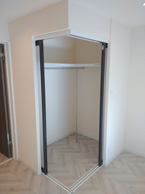 ボナ　ヴィータ鷹番の収納|★ウォークインクローゼット★