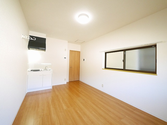 佐紀町平屋の洋室