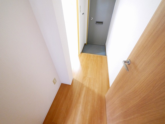 佐紀町平屋の玄関