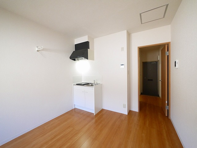 佐紀町平屋の洋室