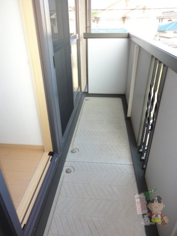 メゾンプリネール　Ｂのバルコニー