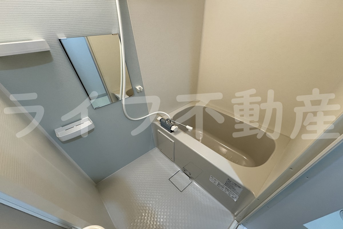 ジャカルタ519の浴室|コンパクトで使いやすいお風呂です