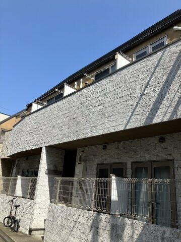 中野区中央４丁目のアパートの画像