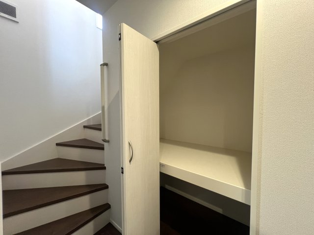 鎌倉市の上の方！鎌倉は海だけじゃない！【鎌倉市台４丁目】新築戸建の収納|収納があります