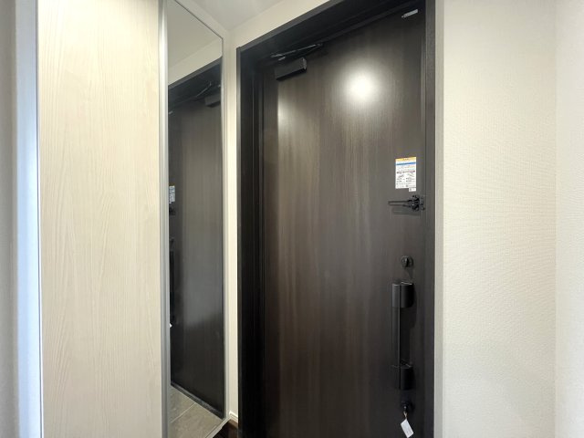 鎌倉市の上の方！鎌倉は海だけじゃない！【鎌倉市台４丁目】新築戸建の玄関|毎日通る玄関はこちらです