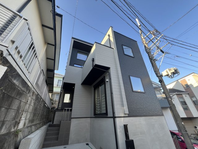 鎌倉市の上の方！鎌倉は海だけじゃない！【鎌倉市台４丁目】新築戸建