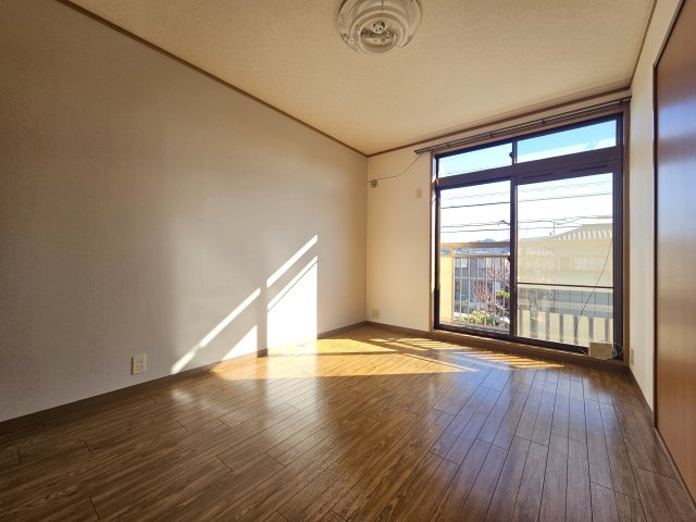 エイティーⅠの洋室