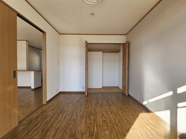 エイティーⅠの洋室