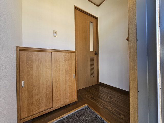 エイティーⅠの玄関