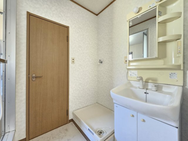 エイティーⅠの洗面所