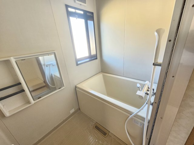 エイティーⅠの浴室