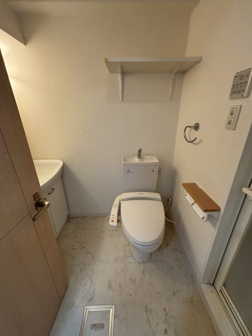 ディオレクレスト東心斎橋のトイレ