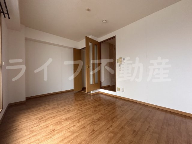 ドムール緑橋の居間・リビング