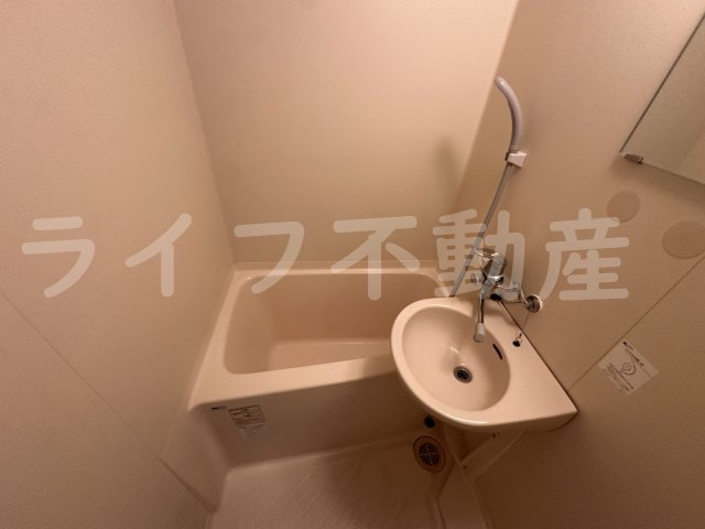 ドムール緑橋の浴室