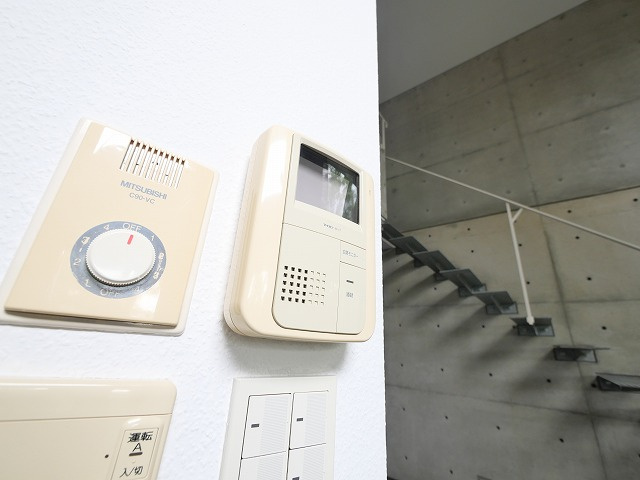 四季の住処欅邸のセキュリティ|モニター付きインターホンです