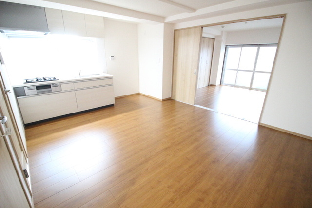 林マンションの居間・リビング