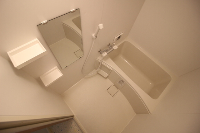 林マンションの浴室