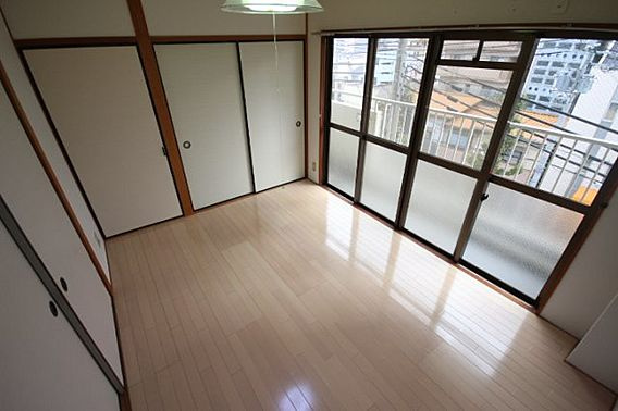 エトワール王子の居間・リビング